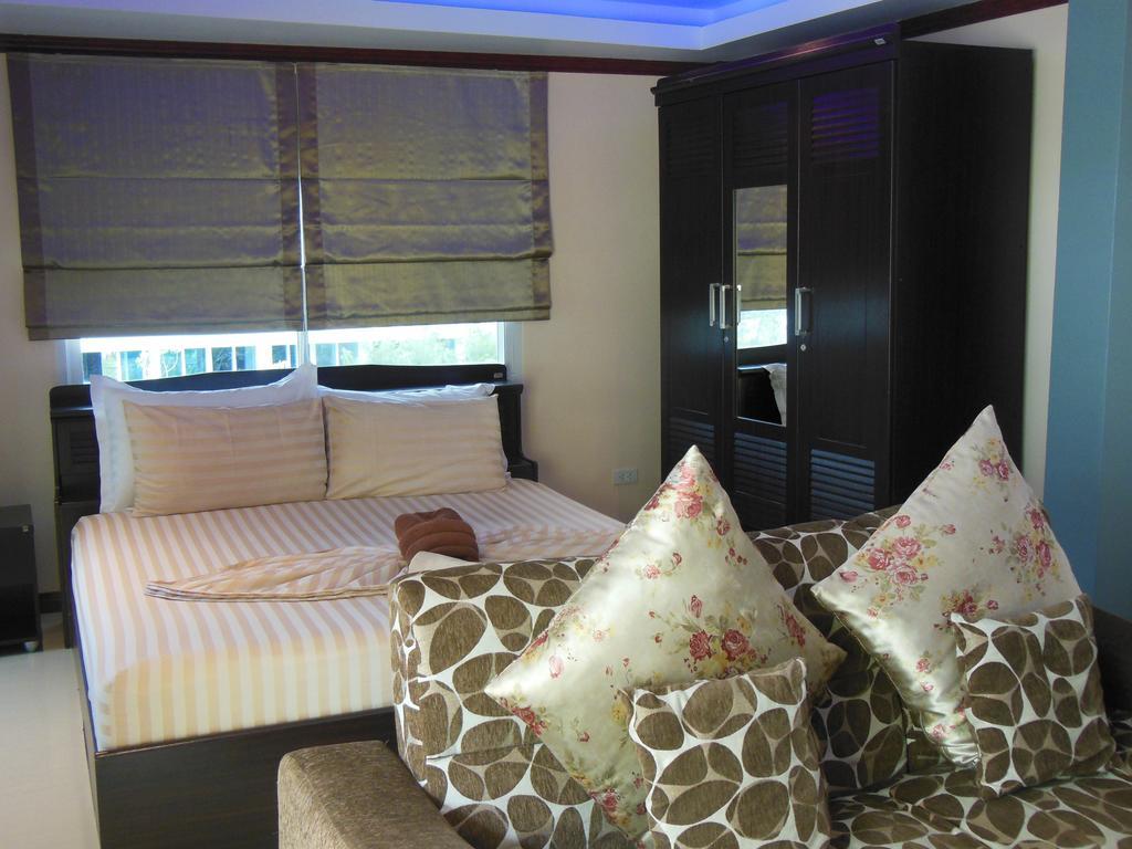 Boomerang Guesthouse And Bar Pattaya Exteriér fotografie